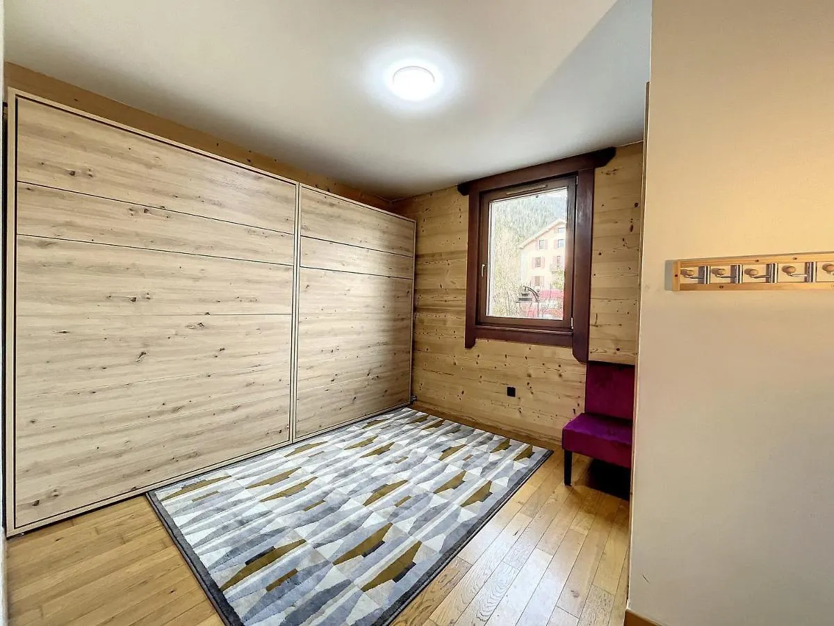 Chamonix : Appartement 64M², Centre-Ville, 6 Pers, Proche Pistes Et Brevent - Fr-1-507-14