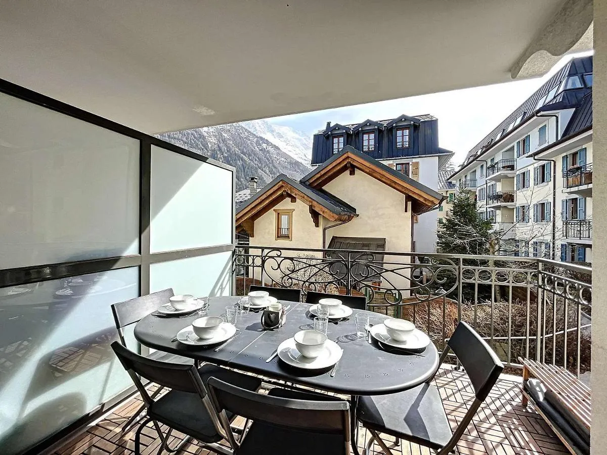 Chamonix : Appartement 64M², Centre-Ville, 6 Pers, Proche Pistes Et Brevent - Fr-1-507-14 França